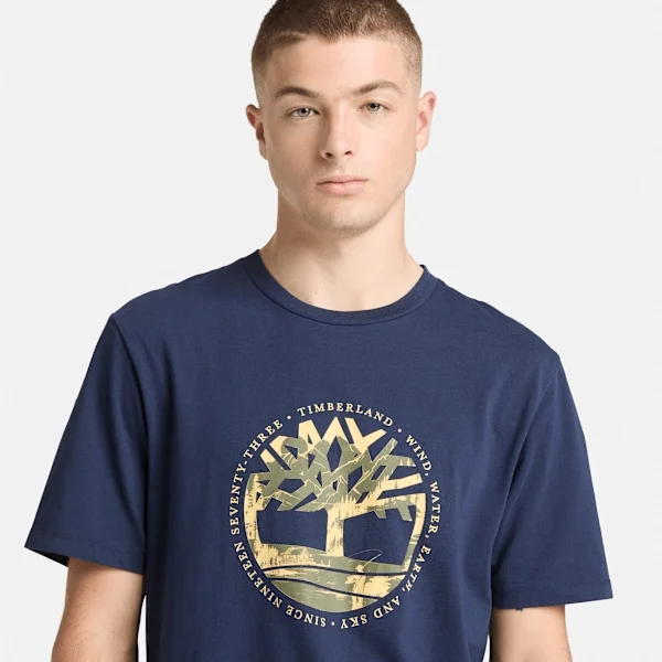 Herren-T-Shirt mit «Tree Logo Lake House»-Grafik Herren-T-Shirt mit «Tree Logo Lake House»-Grafik