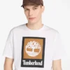 T-Shirt mit quadratischem Logo und kurzen Ärmeln T-Shirt mit quadratischem Logo und kurzen Ärmeln