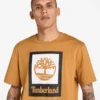 T-Shirt mit quadratischem Logo und kurzen Ärmeln T-Shirt mit quadratischem Logo und kurzen Ärmeln