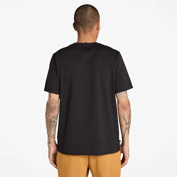 T-Shirt mit quadratischem Logo und kurzen Ärmeln T-Shirt mit quadratischem Logo und kurzen Ärmeln