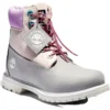 Valentines Day 6-Inch Premium-Stiefel mit breiter Passform und wasserdichter Sohle „Graues und beiges Nubukleder mit violettem Kragen“